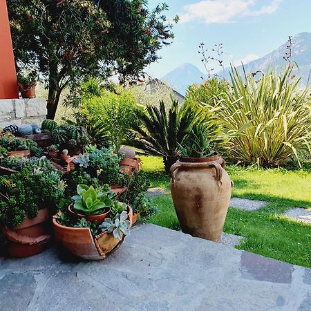 Casa Valenti Lägenhet Brenzone sul Garda Exteriör bild