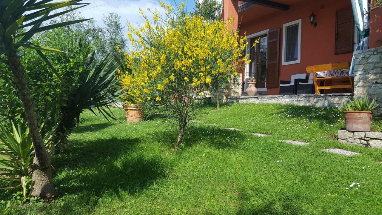 Casa Valenti Lägenhet Brenzone sul Garda Exteriör bild