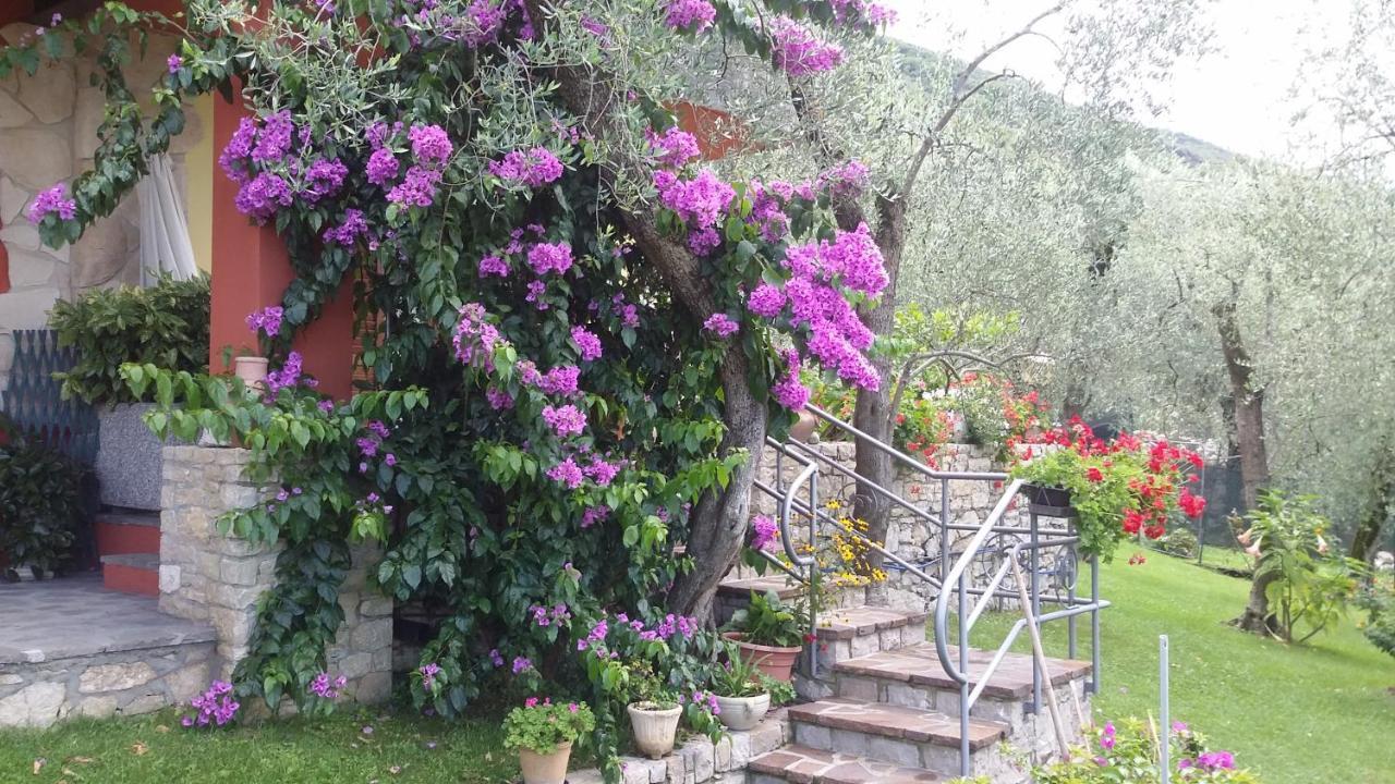 Casa Valenti Lägenhet Brenzone sul Garda Exteriör bild